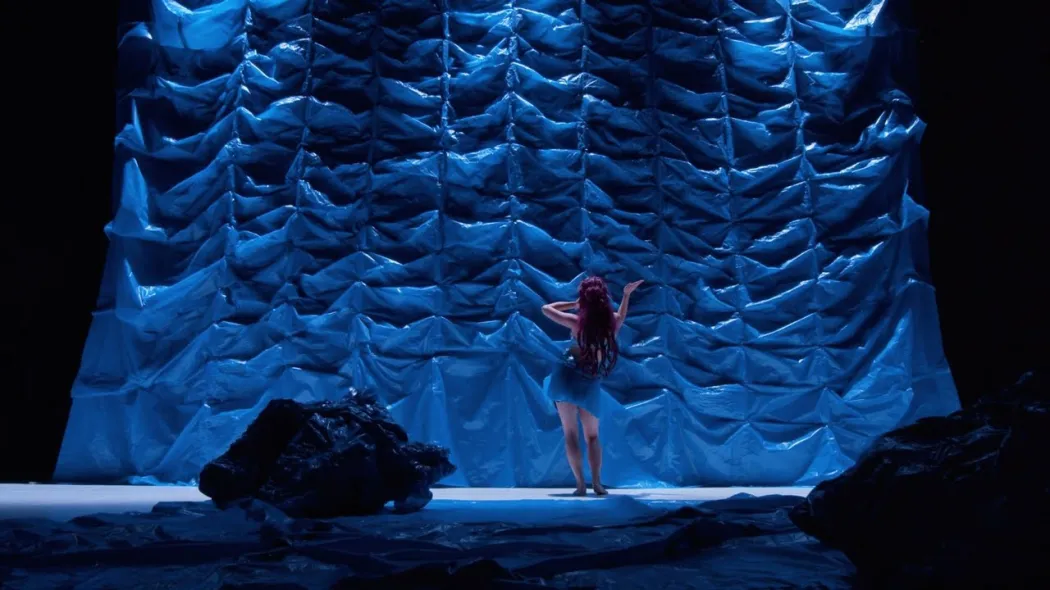 Tiia Kasurinen: SURFACE